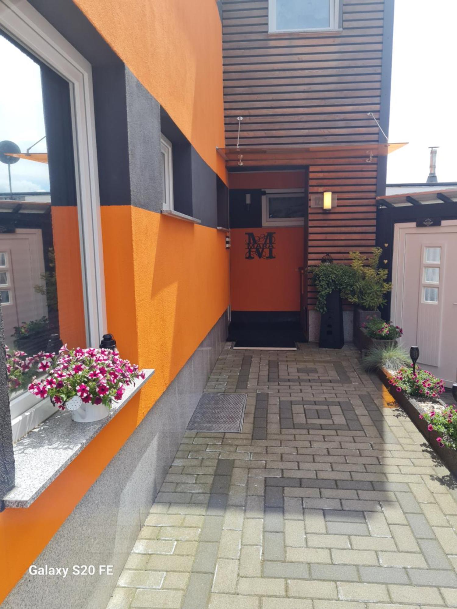 Mara Apartment Любек Екстериор снимка